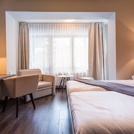 Inn Walkowy Dwor *
